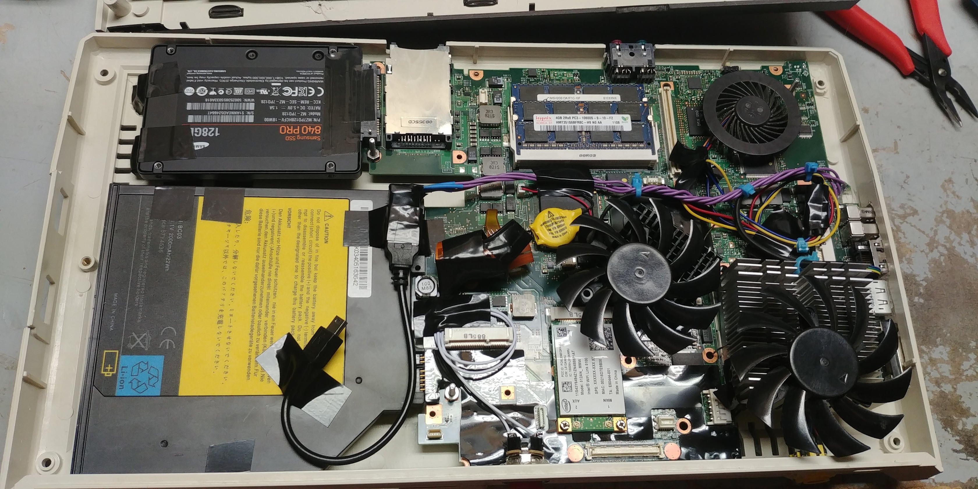 Bottom of the innards.